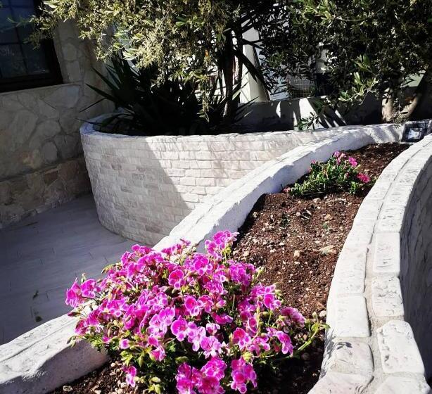 ホテル Albergo Labotte