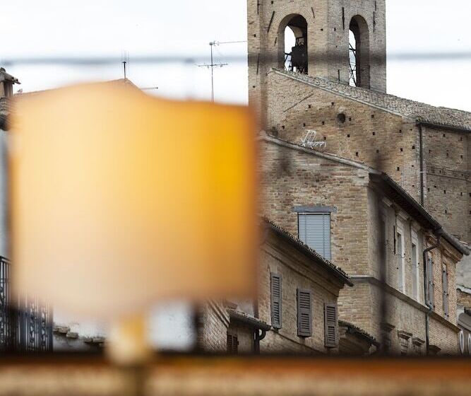 בית מלון כפרי Porta Marina