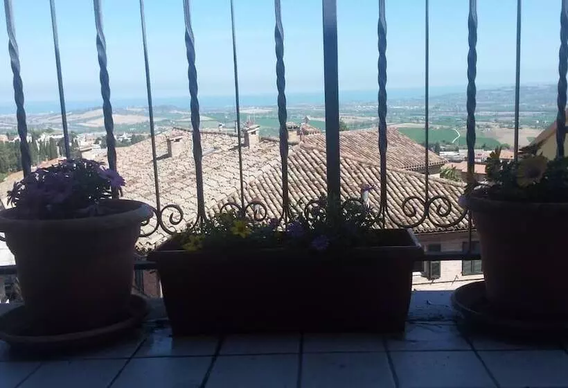 Hotelli Porta Marina