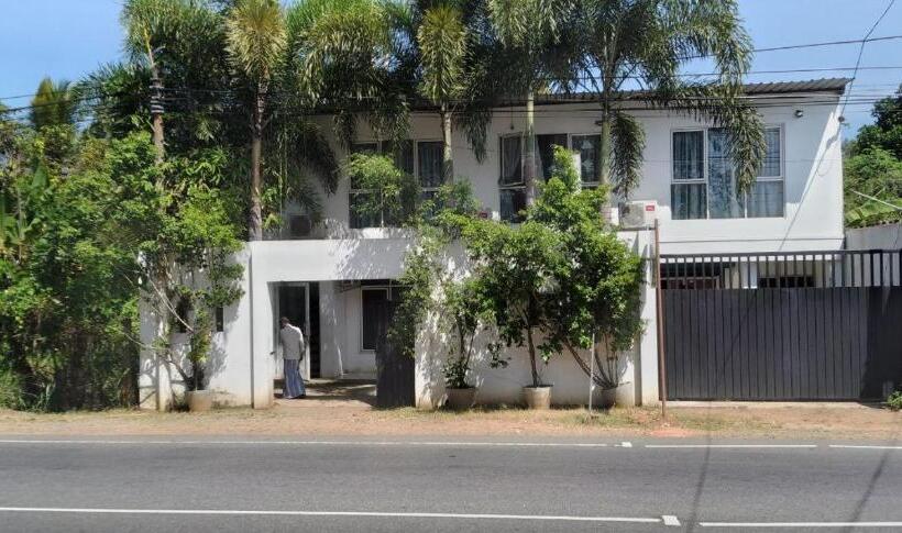 호텔 Saragama Residence