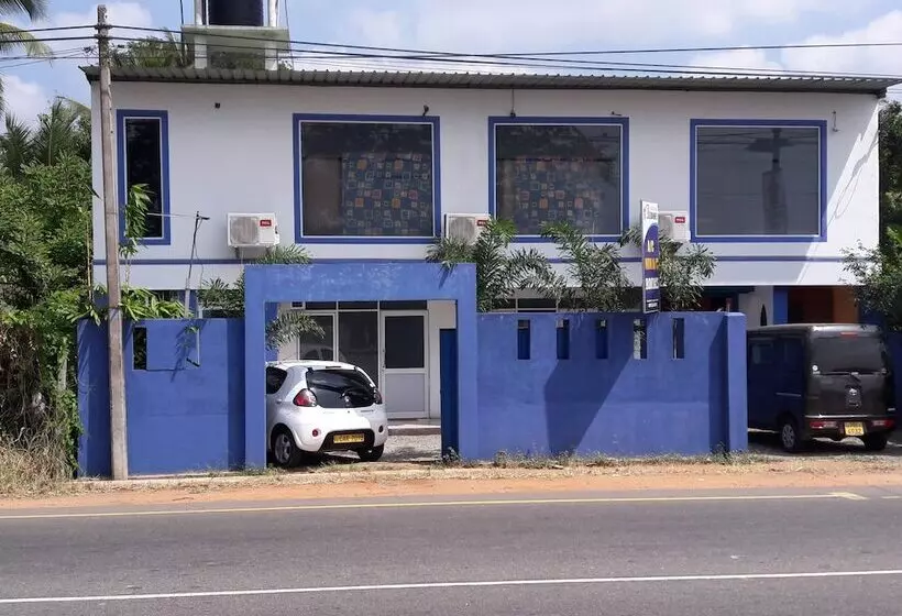 ホテル Saragama Residence