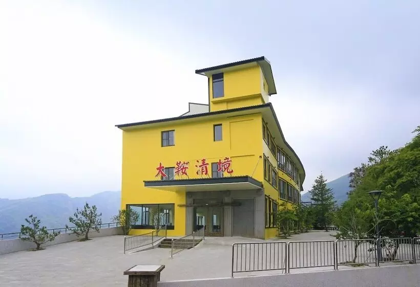 هتل Tai An Cingjing