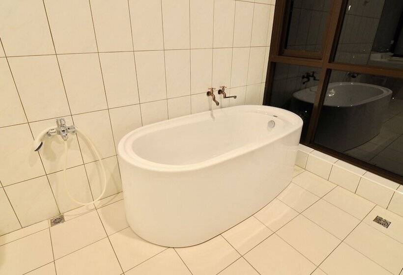 هتل Tai An Cingjing