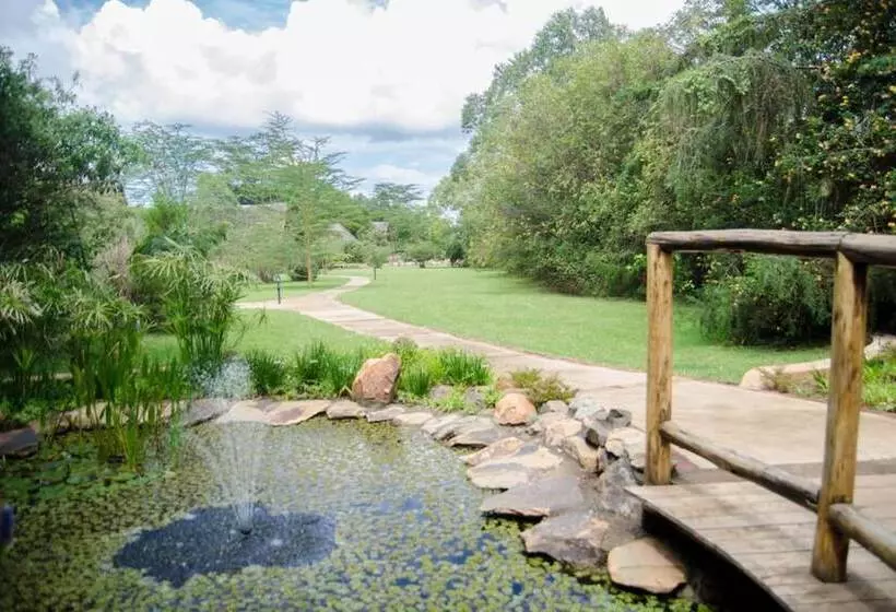 هتل Ziwa Bush Lodge