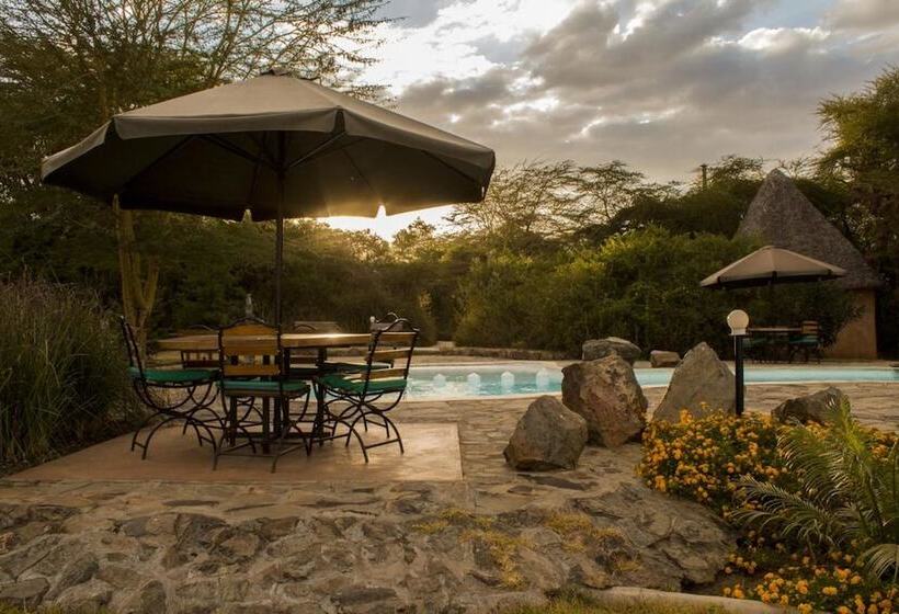 هتل Ziwa Bush Lodge