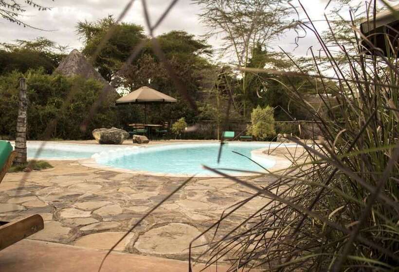 هتل Ziwa Bush Lodge