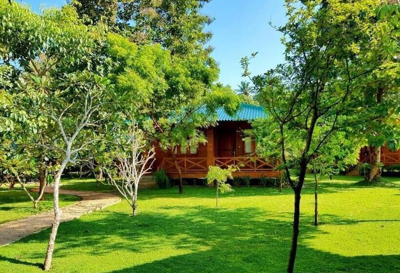 Karunakarala Ayurveda Resort