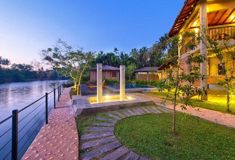 Karunakarala Ayurveda Resort