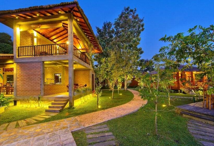 Karunakarala Ayurveda Resort