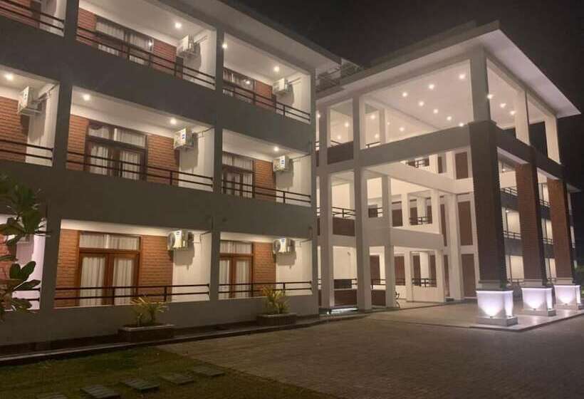 Karunakarala Ayurveda Resort
