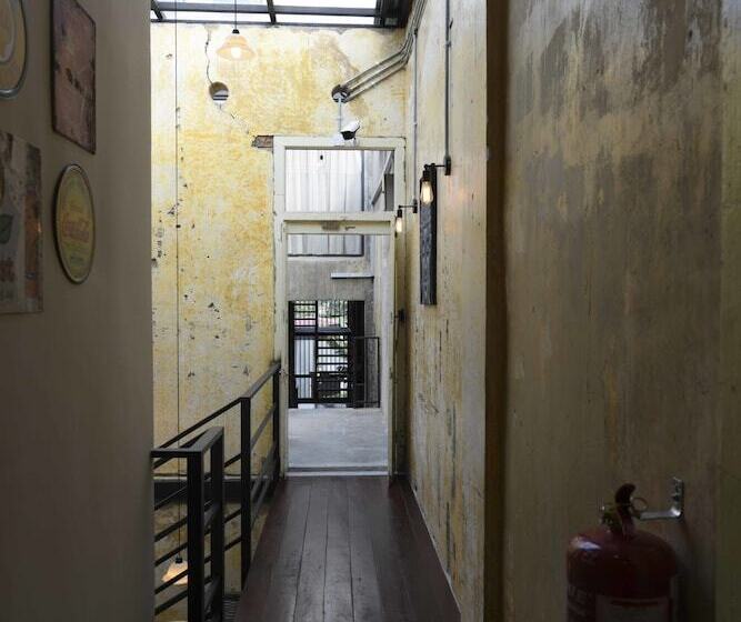 فندق 38pc Boutique