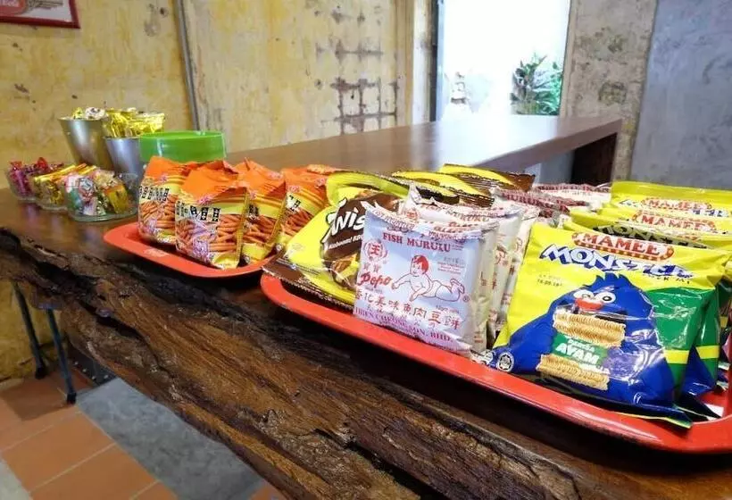 Hotelli 38pc Boutique