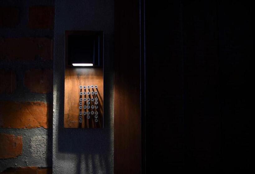 فندق 38pc Boutique