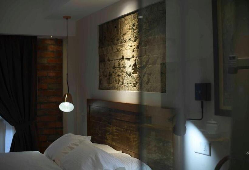 فندق 38pc Boutique