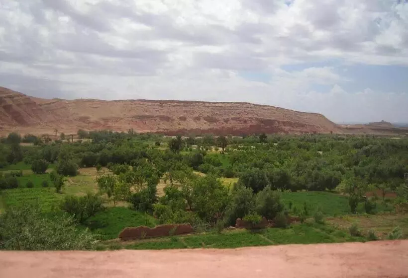 Hotelli Ayouze Auberge