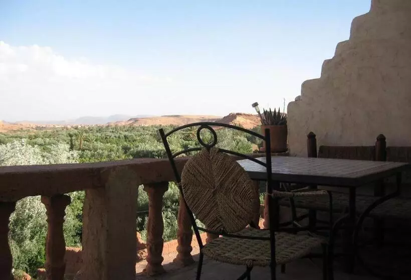 Hotelli Ayouze Auberge