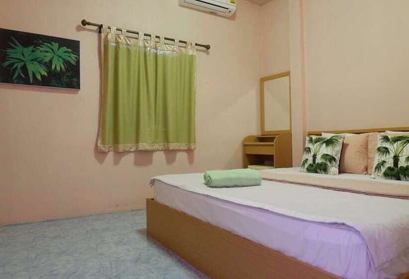 هتل Baan Yaychoey Kiriwong