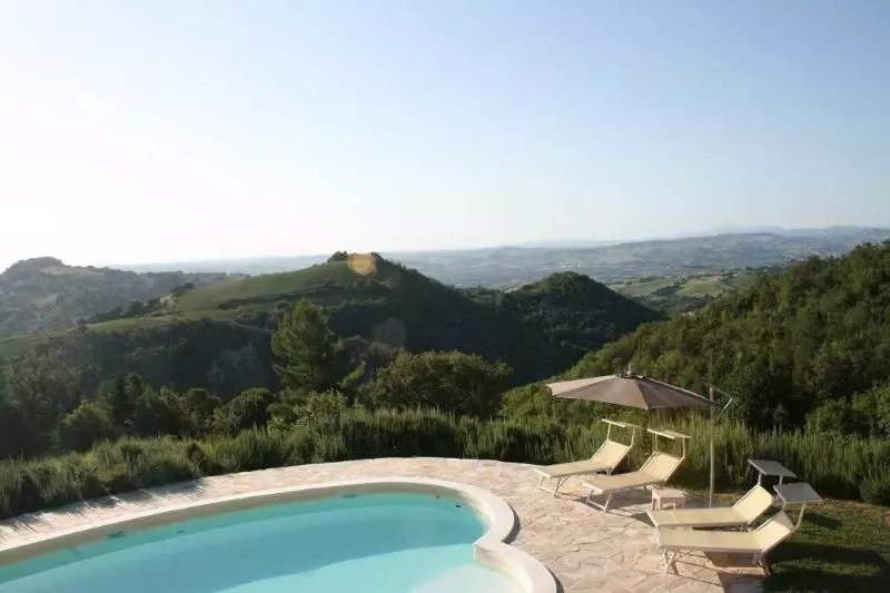 Hotelli Cornio Delle Fronde