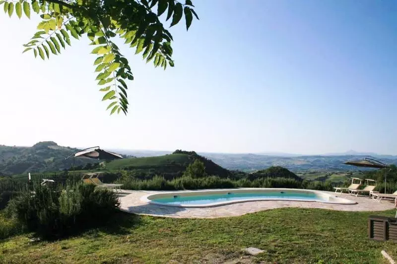 Hotelli Cornio Delle Fronde