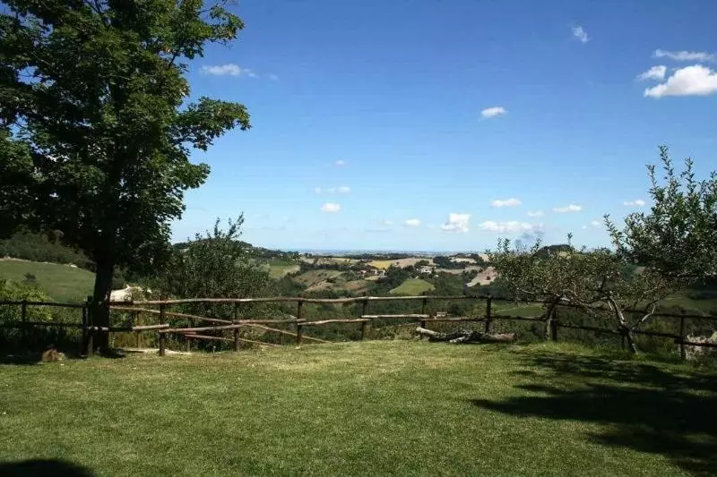 Hotelli Cornio Delle Fronde