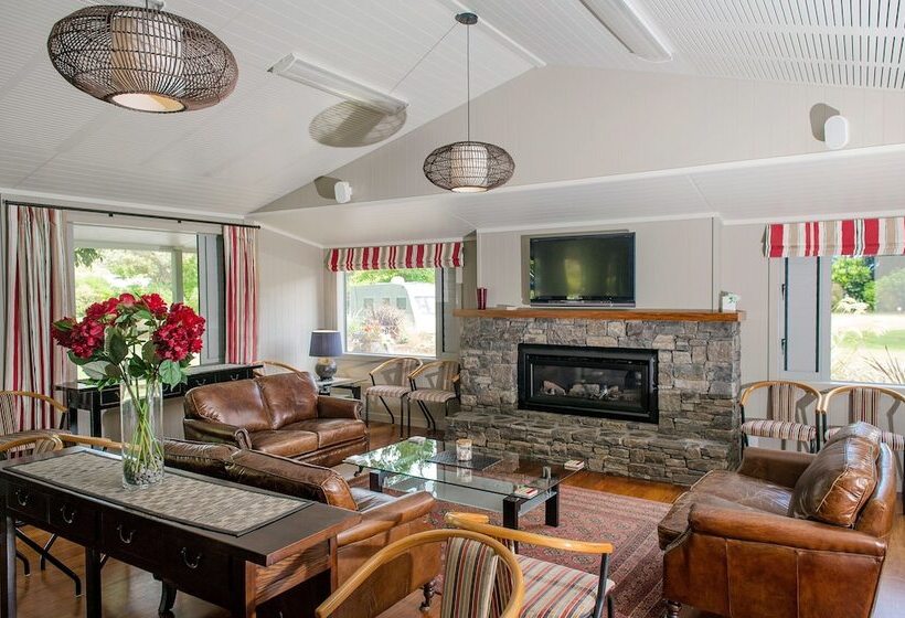 בית מלון כפרי Flaxmill Accommodation