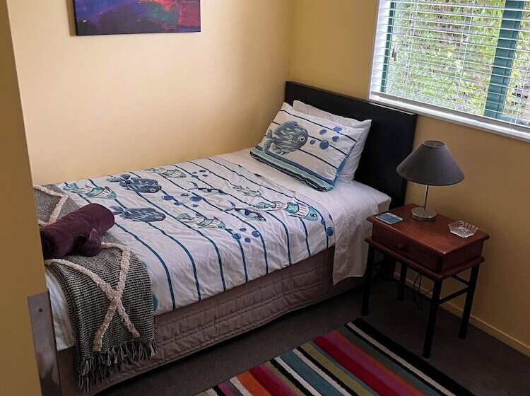 בית מלון כפרי Karikari Lodge