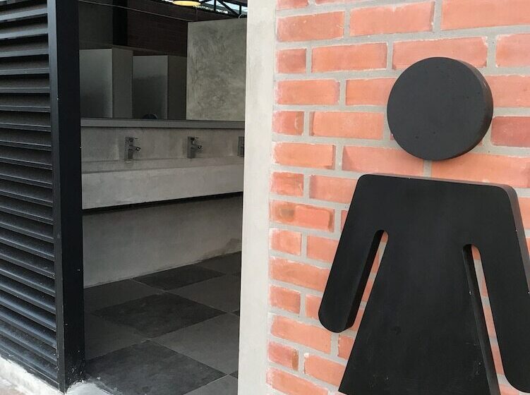 Hotel Kondee Cino Cafè And Glamping