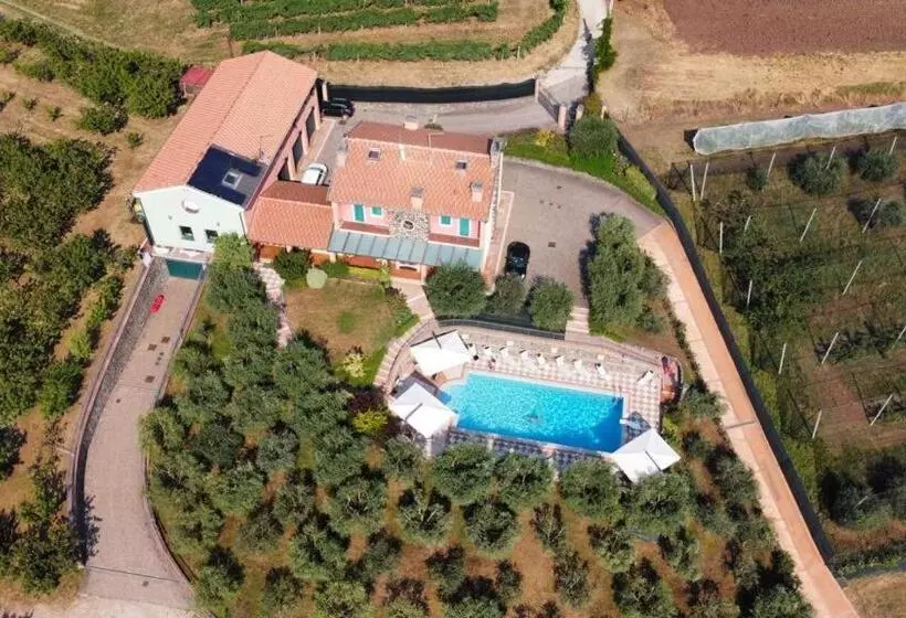 Hotelli Tenuta Fortelongo