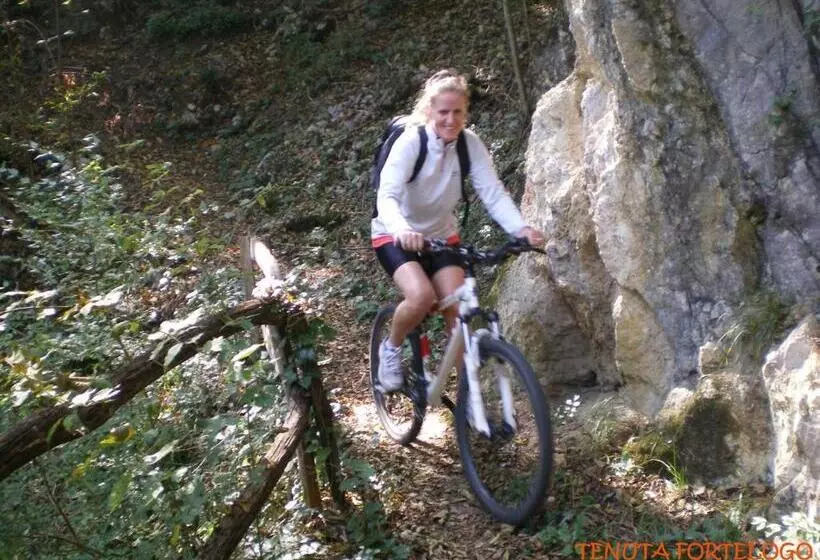 Hotelli Tenuta Fortelongo