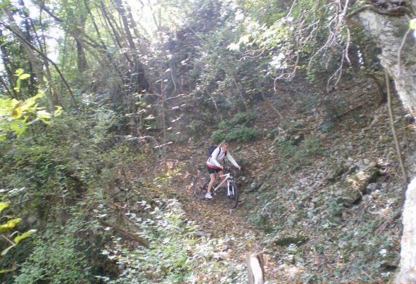 ホテル Tenuta Fortelongo