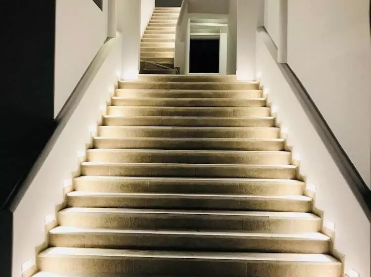 ホテル Theasis Luxury Suites