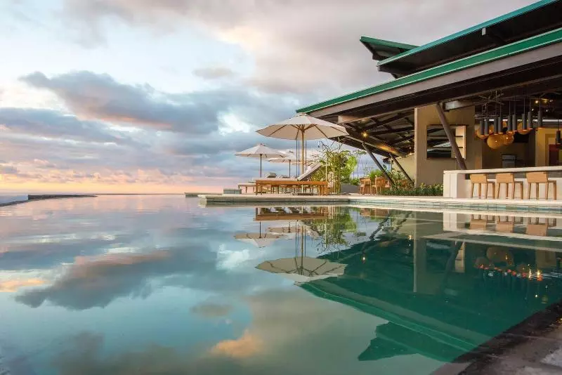 Hotelli Three Sixty   Adults Only