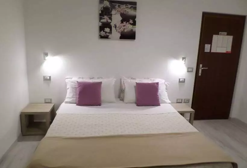 هتل Villa Ester