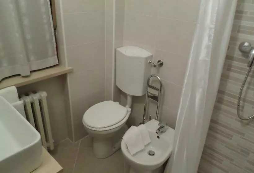 هتل Villa Ester