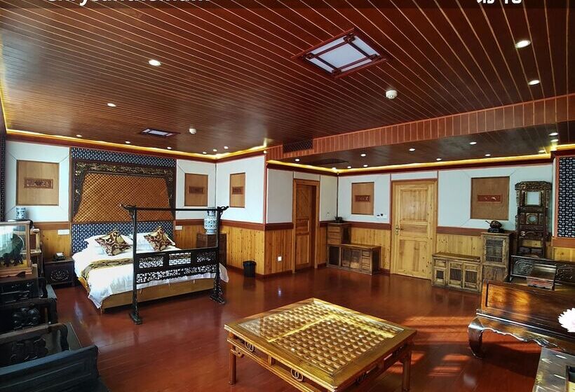 בית מלון כפרי Yangshuo Li River Lodge