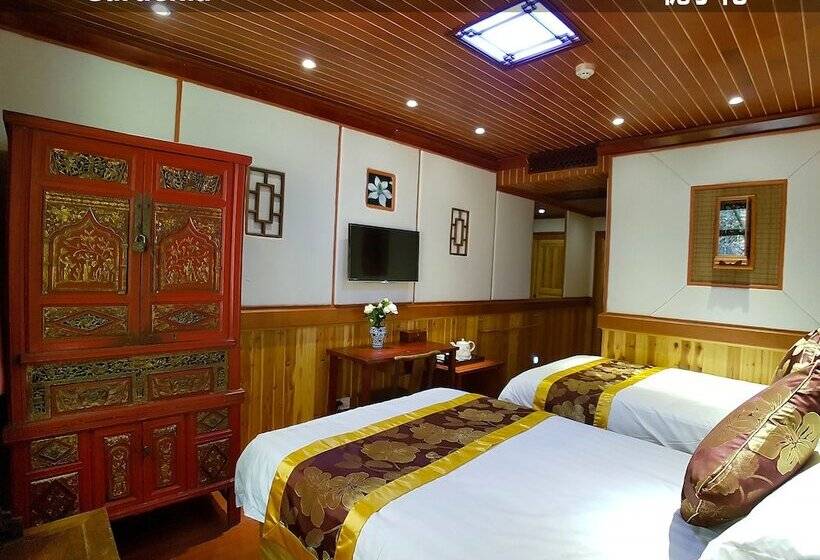 בית מלון כפרי Yangshuo Li River Lodge