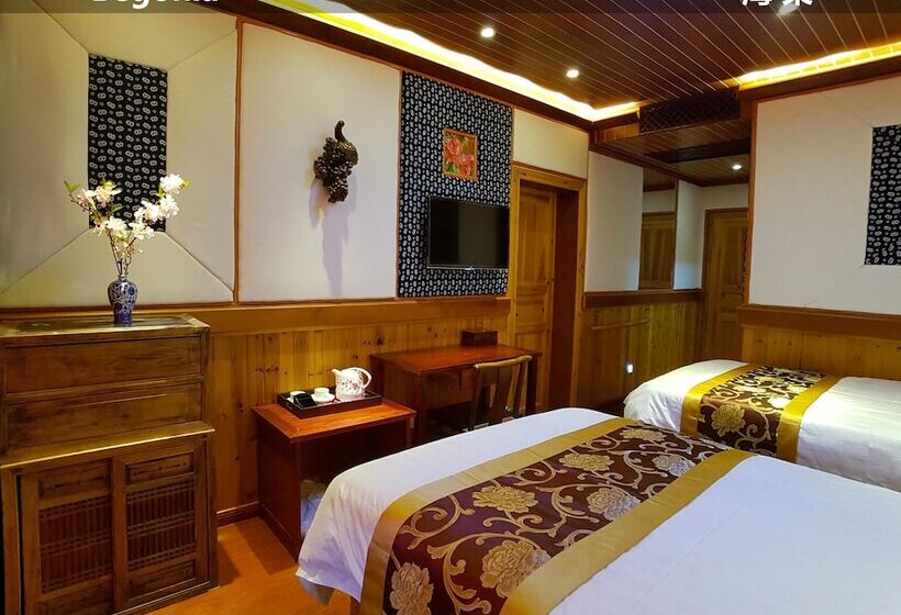 בית מלון כפרי Yangshuo Li River Lodge