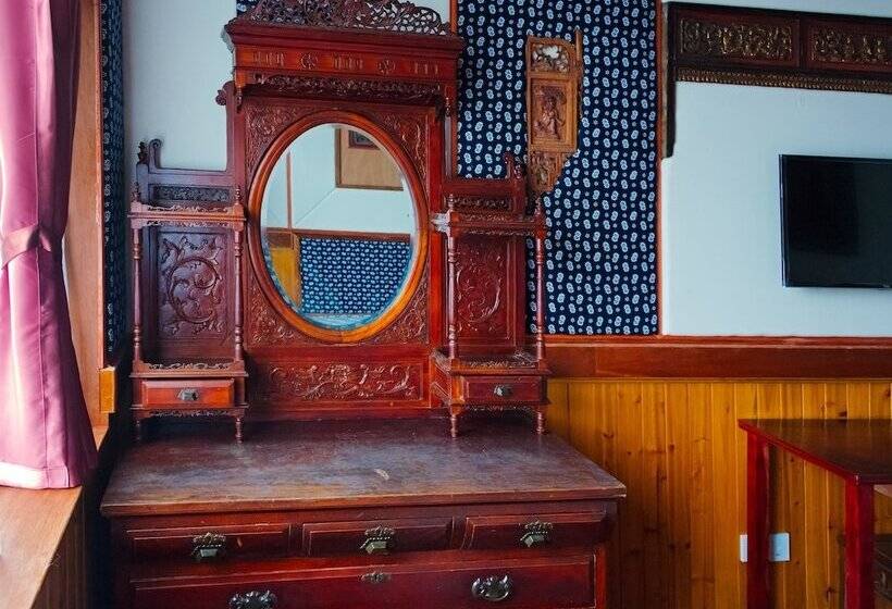 בית מלון כפרי Yangshuo Li River Lodge