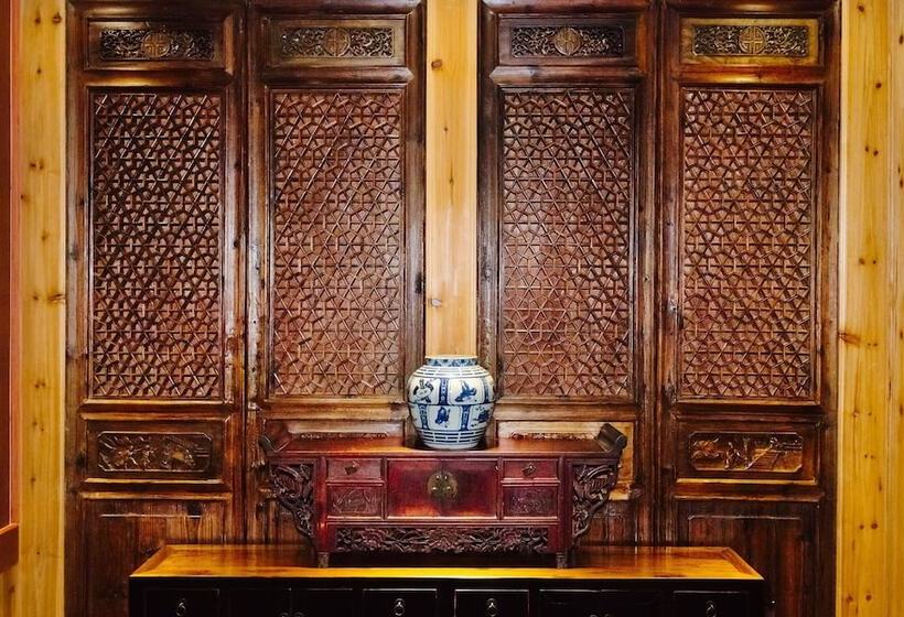 בית מלון כפרי Yangshuo Li River Lodge