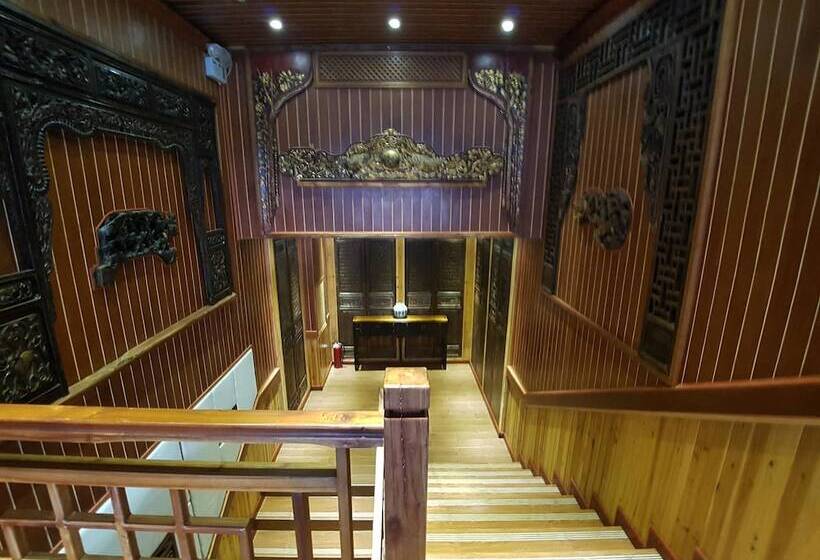 בית מלון כפרי Yangshuo Li River Lodge