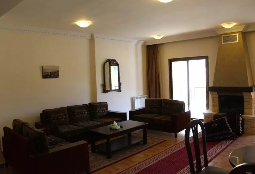 Le Notre Hotel & Ski Resort