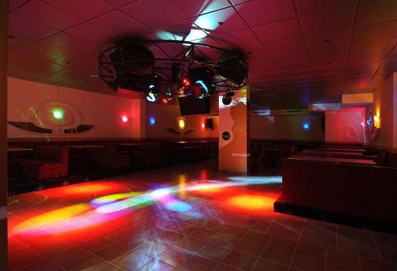 Le Notre Hotel & Ski Resort