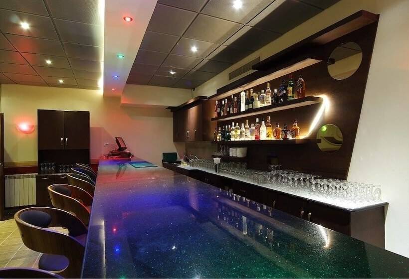 Le Notre Hotel & Ski Resort