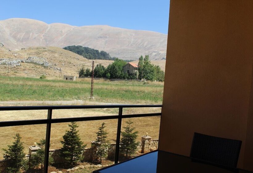 Le Notre Hotel & Ski Resort