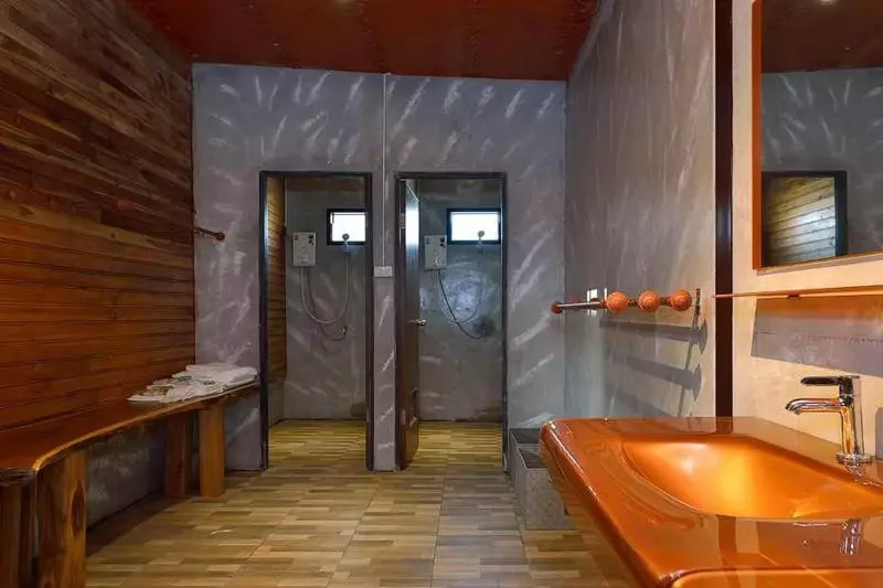 Zipunto Resort