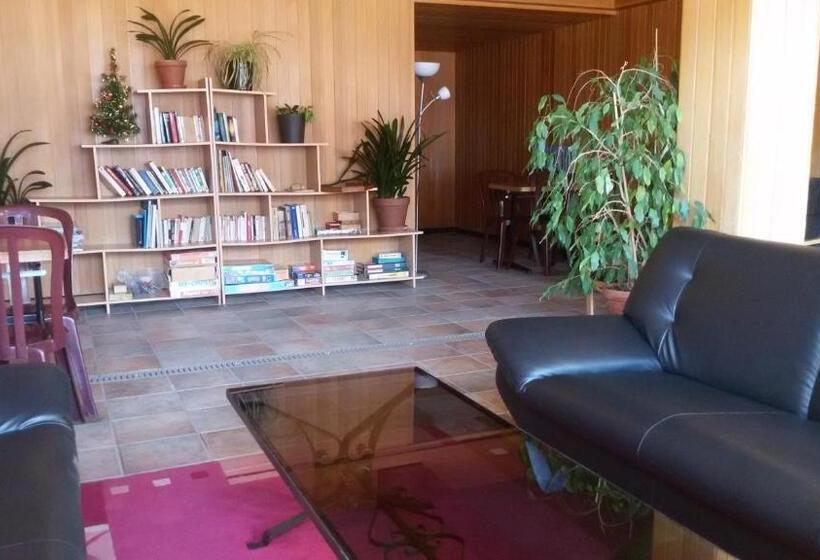 בית מלון כפרי Des Portes Du Soleil