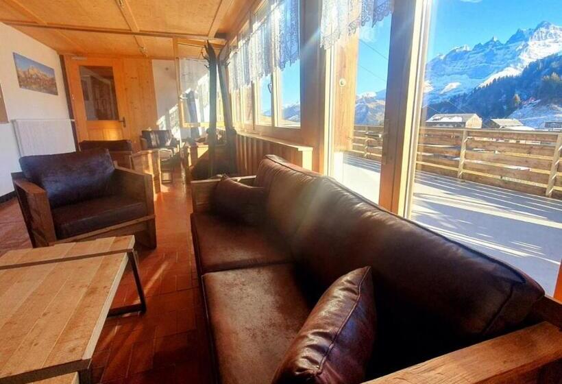 בית מלון כפרי Des Portes Du Soleil