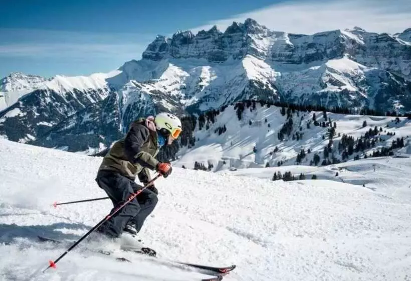 هتل Des Portes Du Soleil