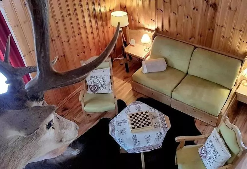 ホテル La Cambuse