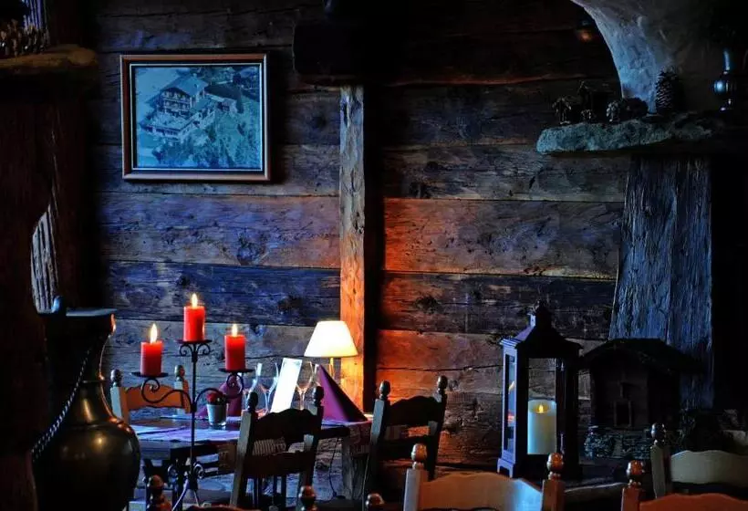 ホテル La Cambuse